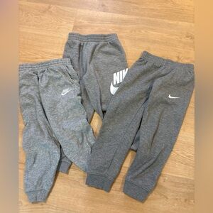 3 pairs of boys Nike sweat paints size 6-7
